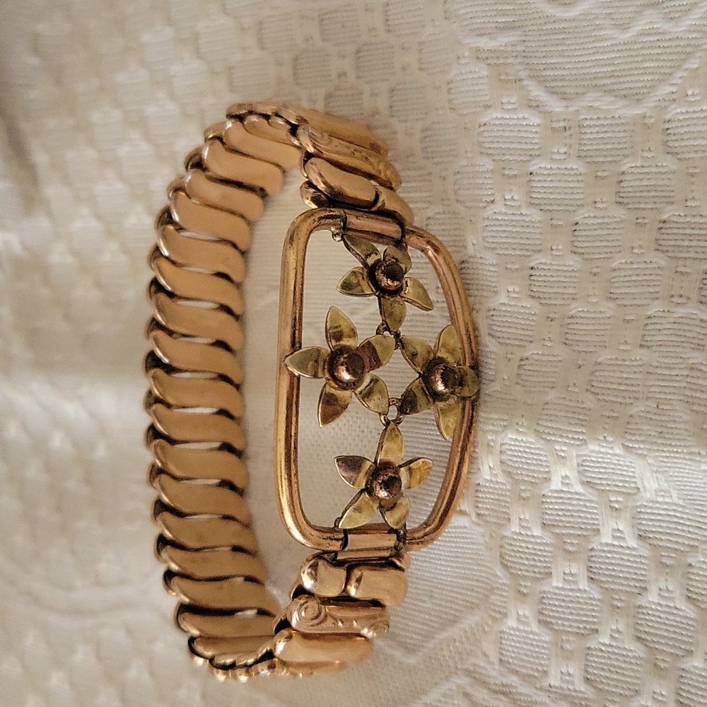 Vintage Firm On Price Rare Sweetheart Bracelet